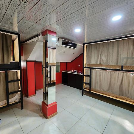 Gallary Hostel Tbilisi Exteriör bild