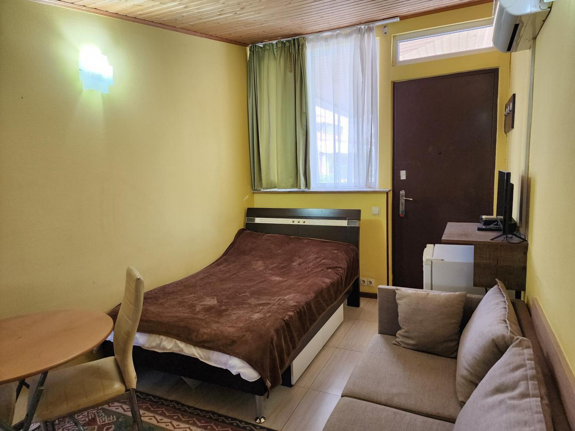 Gallary Hostel Tbilisi Exteriör bild