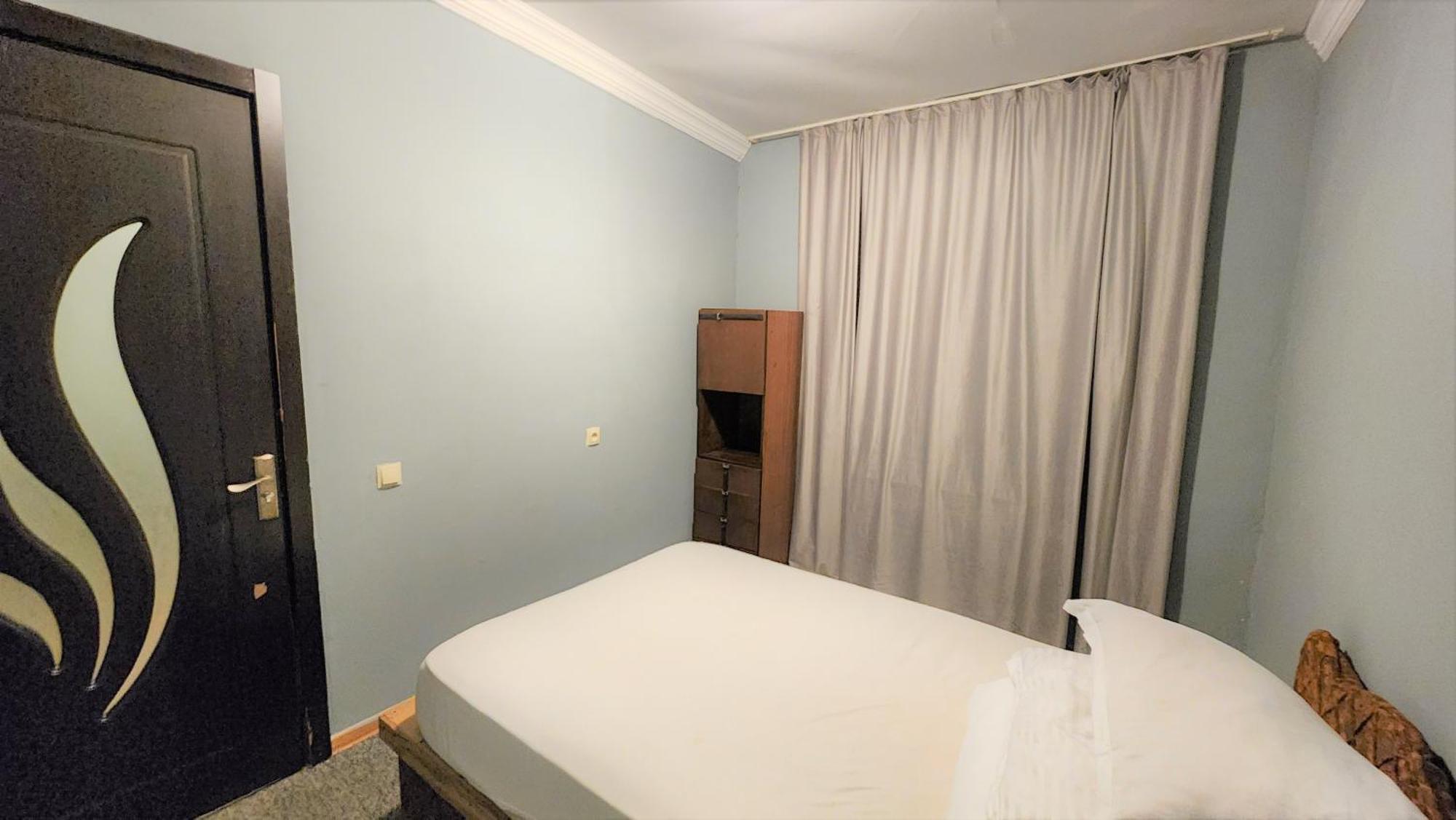 Gallary Hostel Tbilisi Exteriör bild